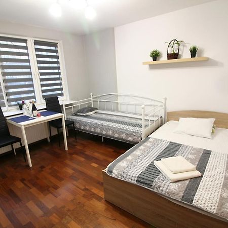 Apartamenty Varsovie Twarda City Varsóvia Exterior foto