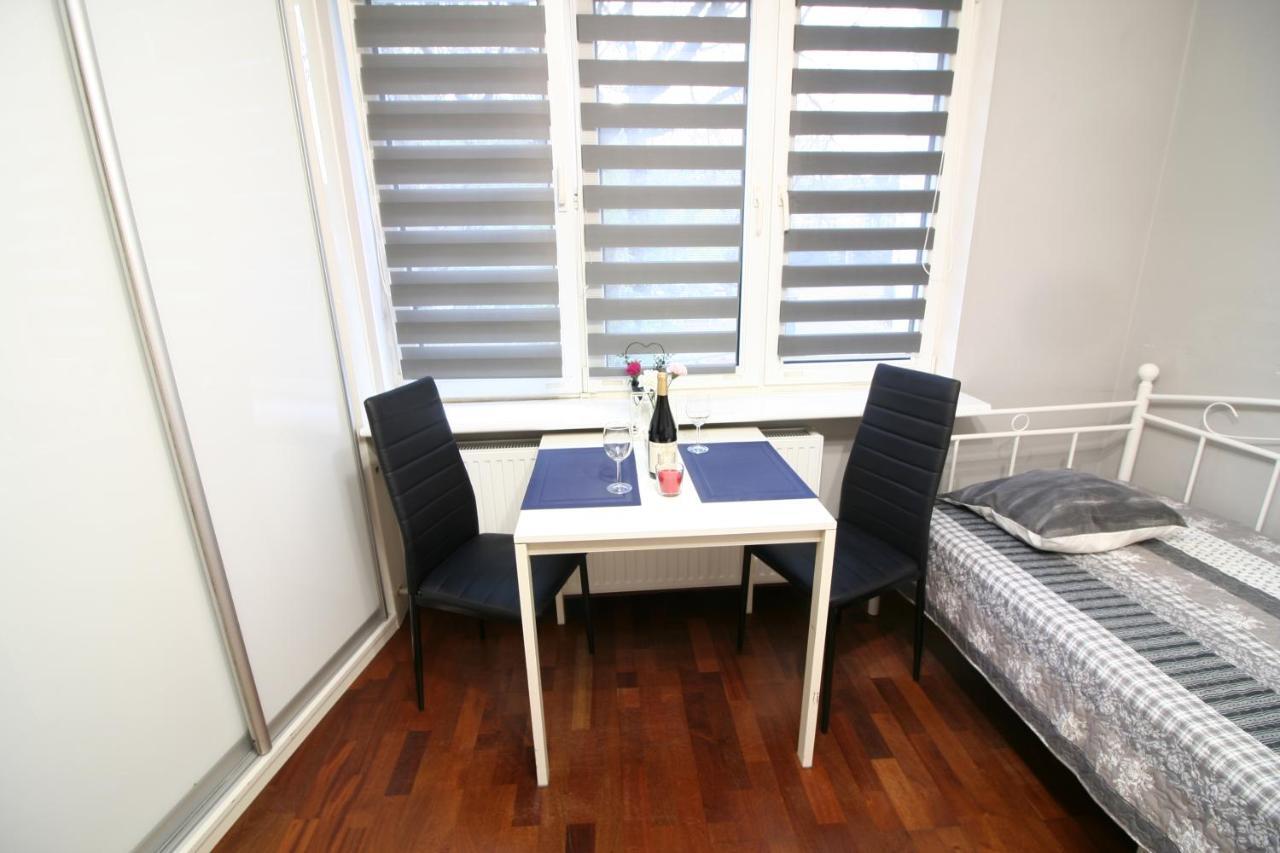 Apartamenty Varsovie Twarda City Varsóvia Exterior foto